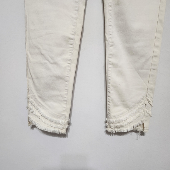 NWT Charlie B Fringe Cream Jeans Boho Western Coastal Cowgirl Country Chic 28/8 - Picture 5 of 16